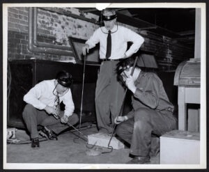 Marlin Perkins & keepers with snake