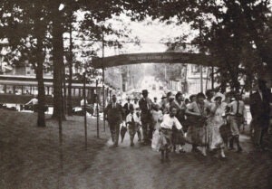 Cincinnati Zoo Entrance